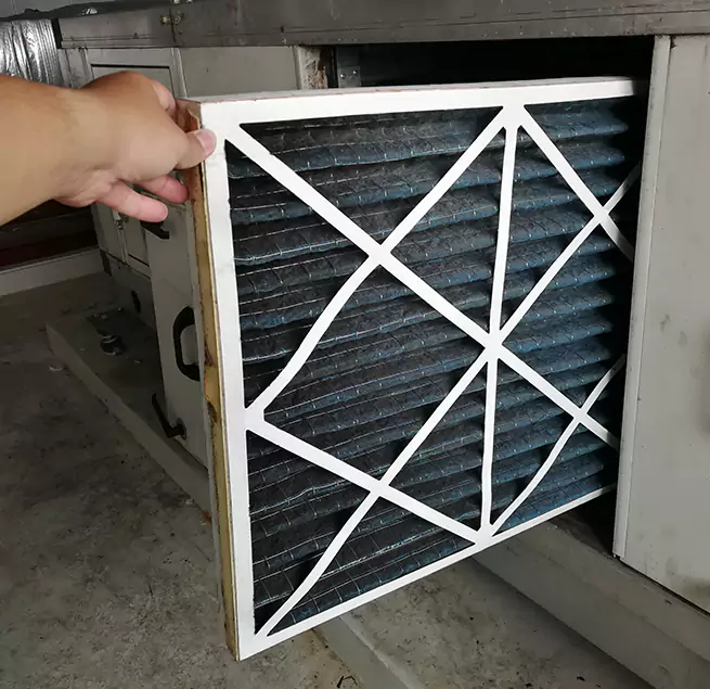 Why Homeowners & Businesses Trust Us Charleston, IL?